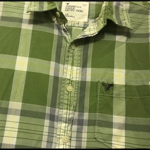 AEO Athletic Fit ButtonDown - Picture 5 of 10